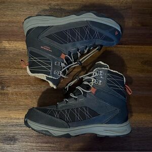 Vasque Coldspark UltraDry Winter Waterproof Snow Boots - Youth Size 3 Outdoors